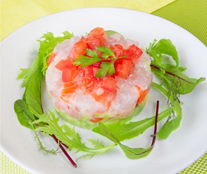 魚介のタルタルサラダ
