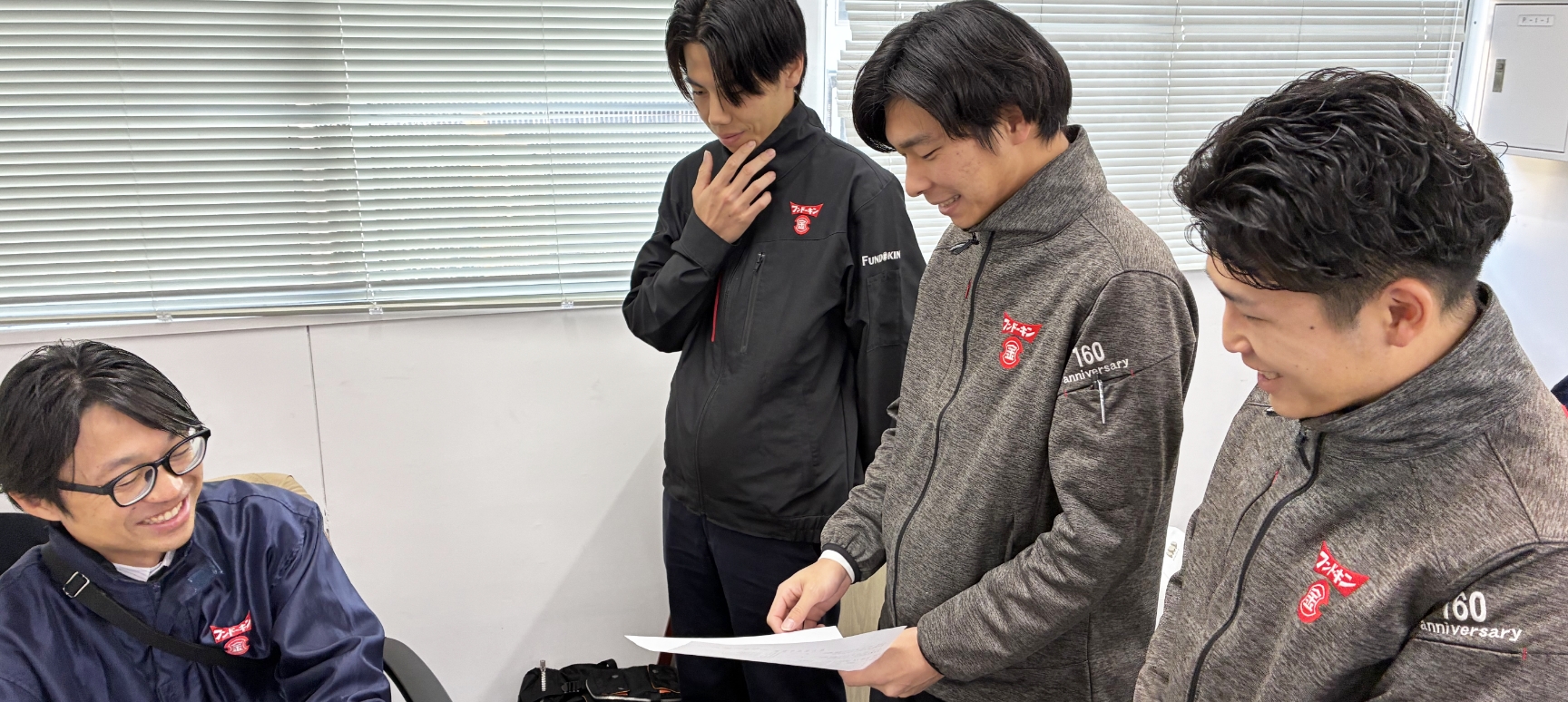 業務中の熊本支店メンバー