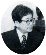 大江 健三郎の顔写真