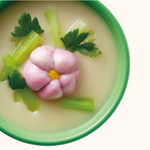 生梅麩とふきの味噌汁