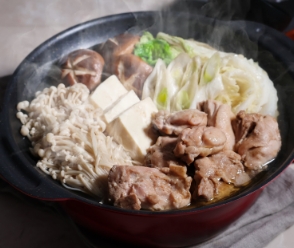 だし薫る醤油寄せ鍋