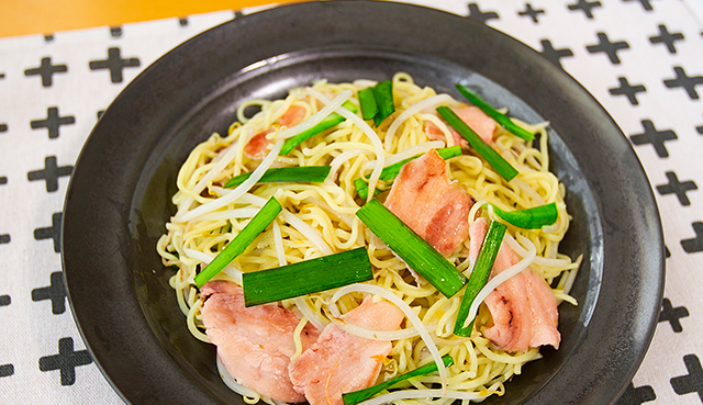 うま塩焼きそば